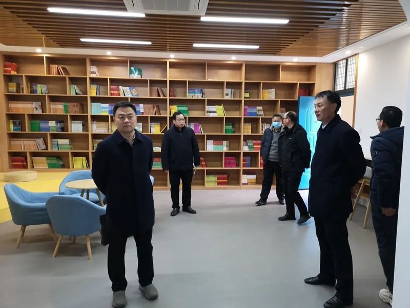 凝心聚力謀發(fā)展 攜手奮進新征程——新鄉(xiāng)市第十中學教育聯(lián)盟共同體召開校長聯(lián)席工作會議